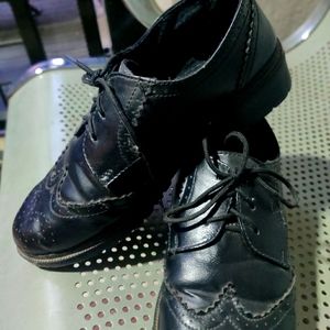 Black shoes
